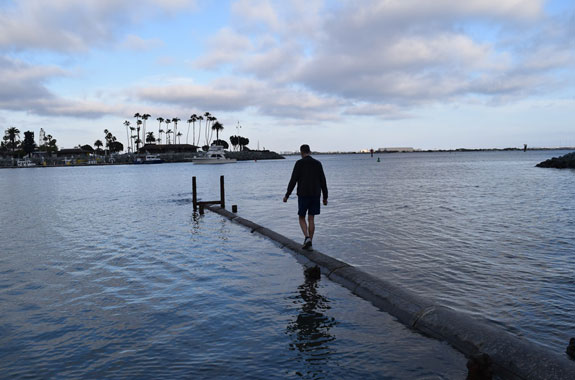 La Playa pipe with Mike walking