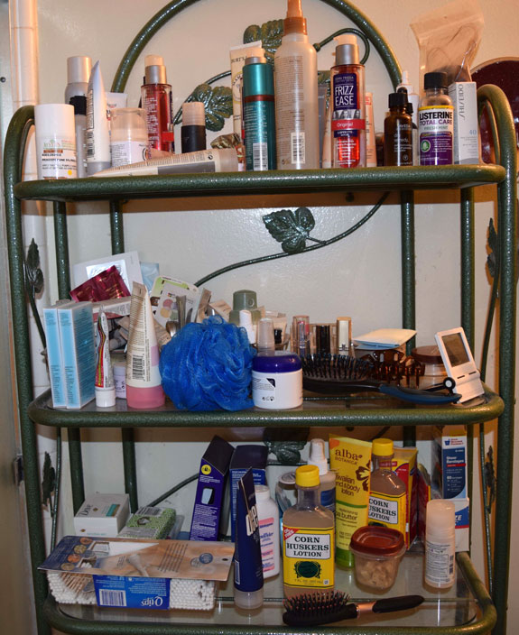 Bathroom shelves before